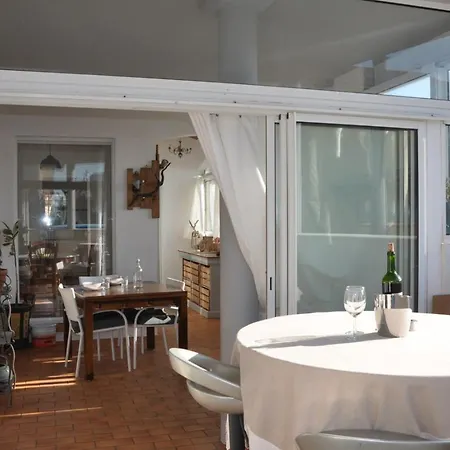 Les Nautiles Apartment *